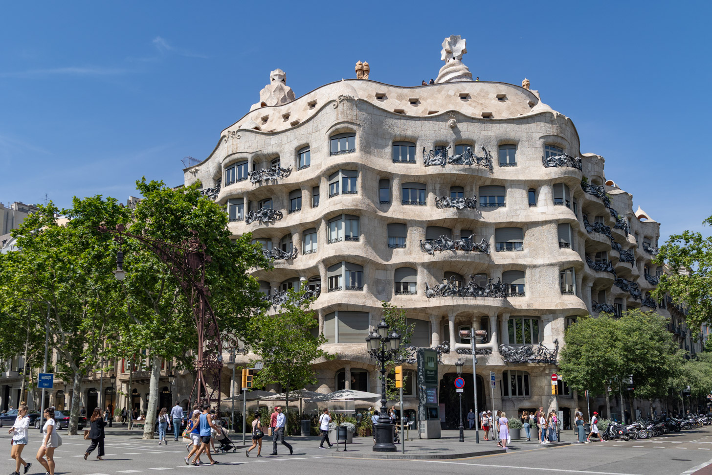 Casa Milà